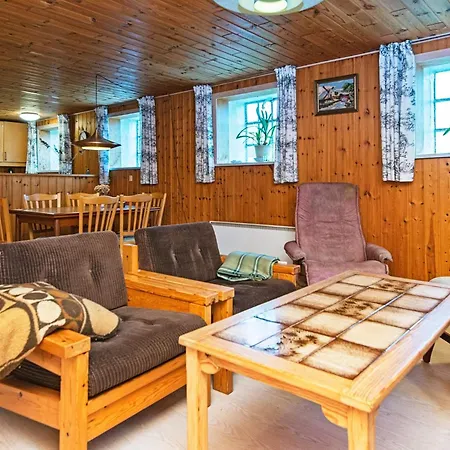 6 Person In Ribe-by Traum *