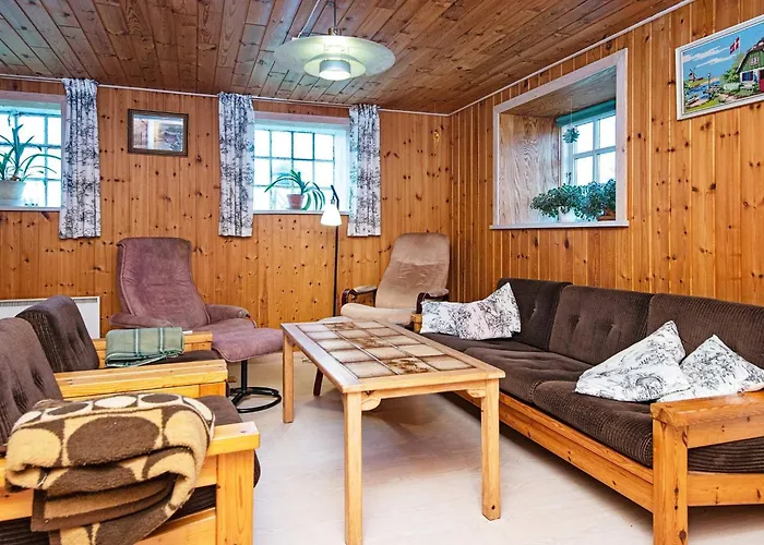 6 Person In Ribe-by Traum Ribe